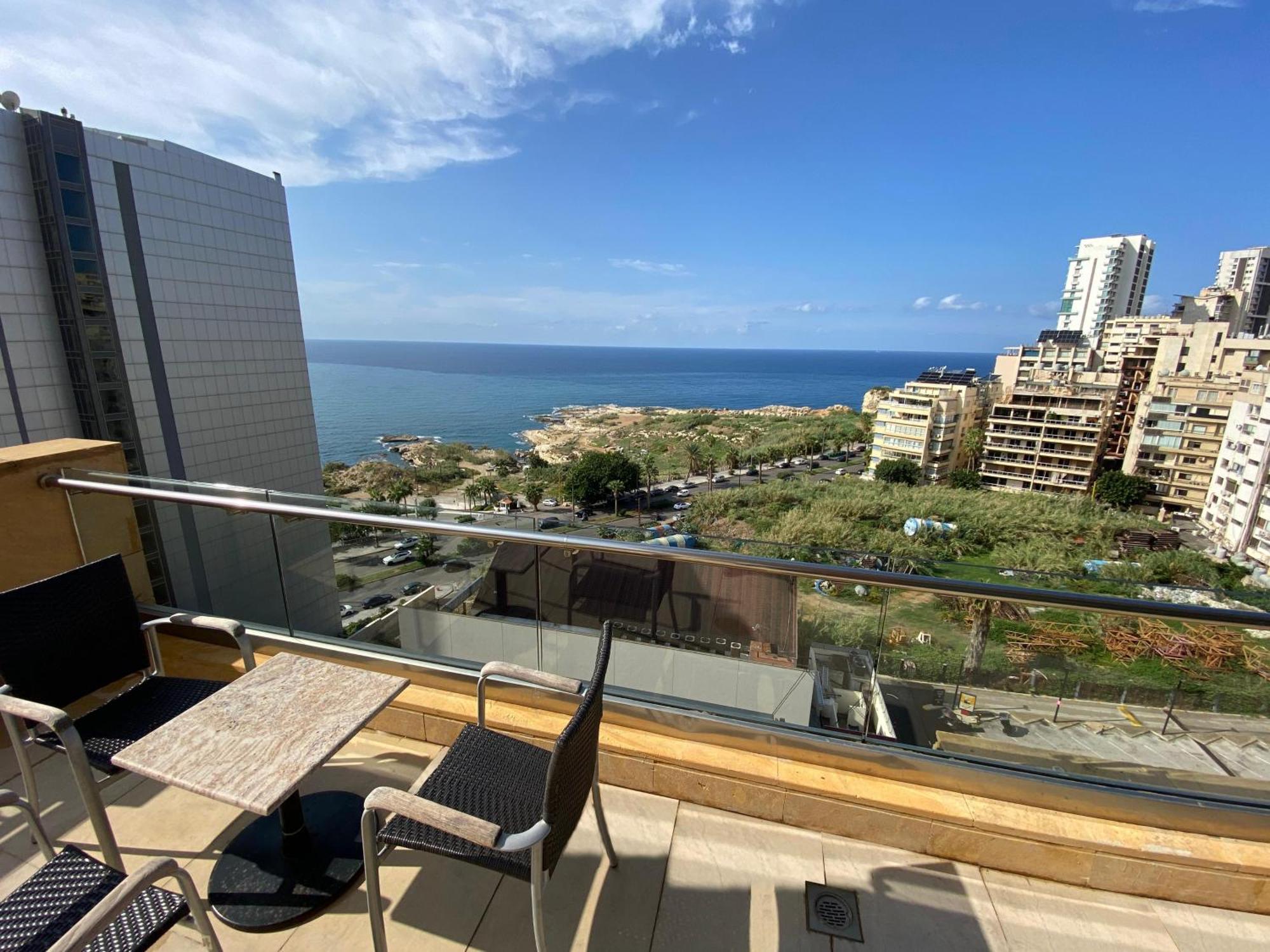 Lancaster Suites Raouche Beirut Exterior photo